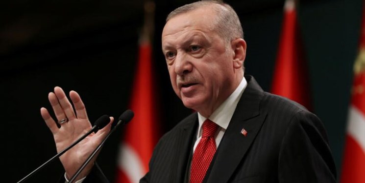 وزیر خارجه ترکیه: اردوغان از حساسیت شعر بی‌خبر بوده است