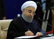 روحانی: ارتش بزرگتر از آن است که آن را به سیاست فرو بکاهیم