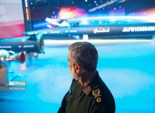 موشک هایپرسونیک «فتاح» رونمایی شد