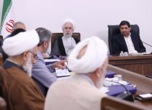 مخبر: اجرای مفاد اقتصادی قانون اساسی به توسعه و پیشرفت کشور می‌انجامد