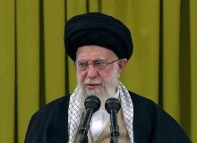 رهبر انقلاب: راه غلبه بر مشکلات اعتماد به جمهور مردم و اسلام است