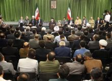 شعر فارسی، رسانه کم‌نظیر و قدرتمند در دوران جنگ رسانه‌ای/ لزوم پاسداشت زبان فارسی