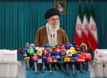 رهبر انقلاب: مرحله دوم انتخابات مجلس به‌اندازه مرحله اول اهمیت دارد