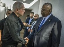 آستین درباره افزایش ارسال کمک‌ها به غزه با وزیر جنگ رژیم صهیونیستی گفت‌وگو کرد