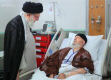 عیادت امام خامنه‌ای از آیت الله مکارم شیرازی