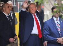ترامپ: بزرگترین عملیات اخراج مهاجران غیرقانونی را در تاریخ آمریکا آغاز خواهم کرد