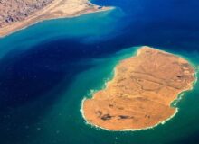 دریای خون، تاوان دست‌اندازی به جزایر