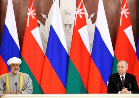 هم‌دستی پوتین و سلطان هیثم برای نفوذ بر مذاکرات تهران و ترامپ؟