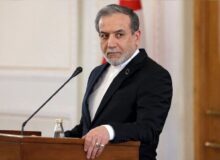 عراقچی: ایران با شجاعت از خود دفاع و متجاوز را از خطای بزرگ خود پشیمان می‌کند