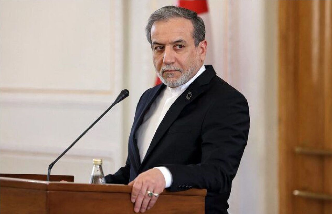 عراقچی: ایران با شجاعت از خود دفاع و متجاوز را از خطای بزرگ خود پشیمان می‌کند