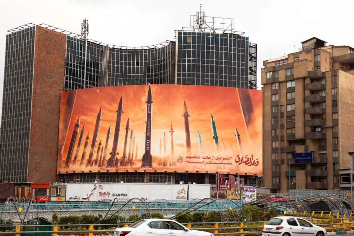 ترامپ در تله خودساخته؛