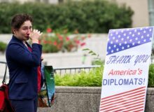 اخراج دسته‌جمعی در وزارت خارجه آمریکا؛ ۱۳۵۰ دیپلمات کنار گذاشته شدند
