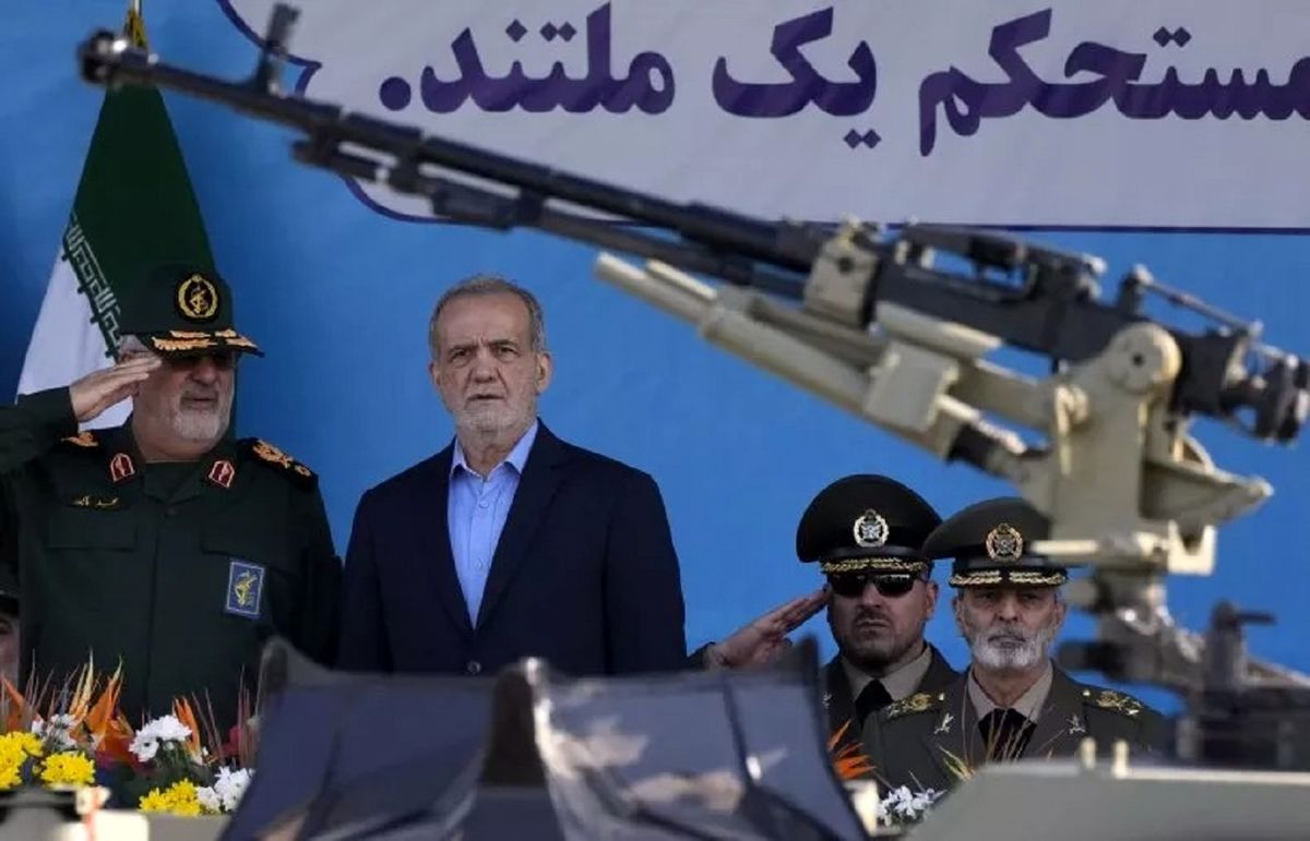 نیوزویک: تنش‌ها در خاورمیانه هم‌چنان بالاست/ تهران در صورت کوچک‌ترین تهدیدی آماده واکنش است