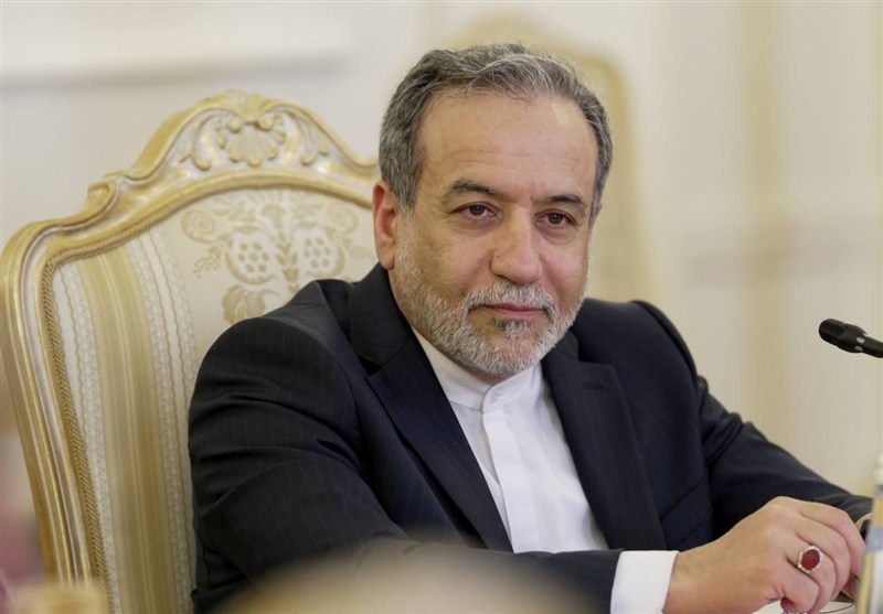 عراقچی: قطعا نمی‌توانیم از غنی‌سازی صرف نظر کنیم