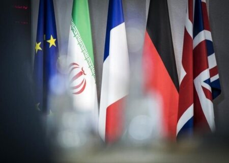 وزیران خارجه ایران و تروئیکای اروپایی امروز درباره مکانیزم ماشه رایزنی می‌کنند