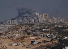 گاردین: طرح ترامپ خام است؛ صلح تضمین نمی‌شود