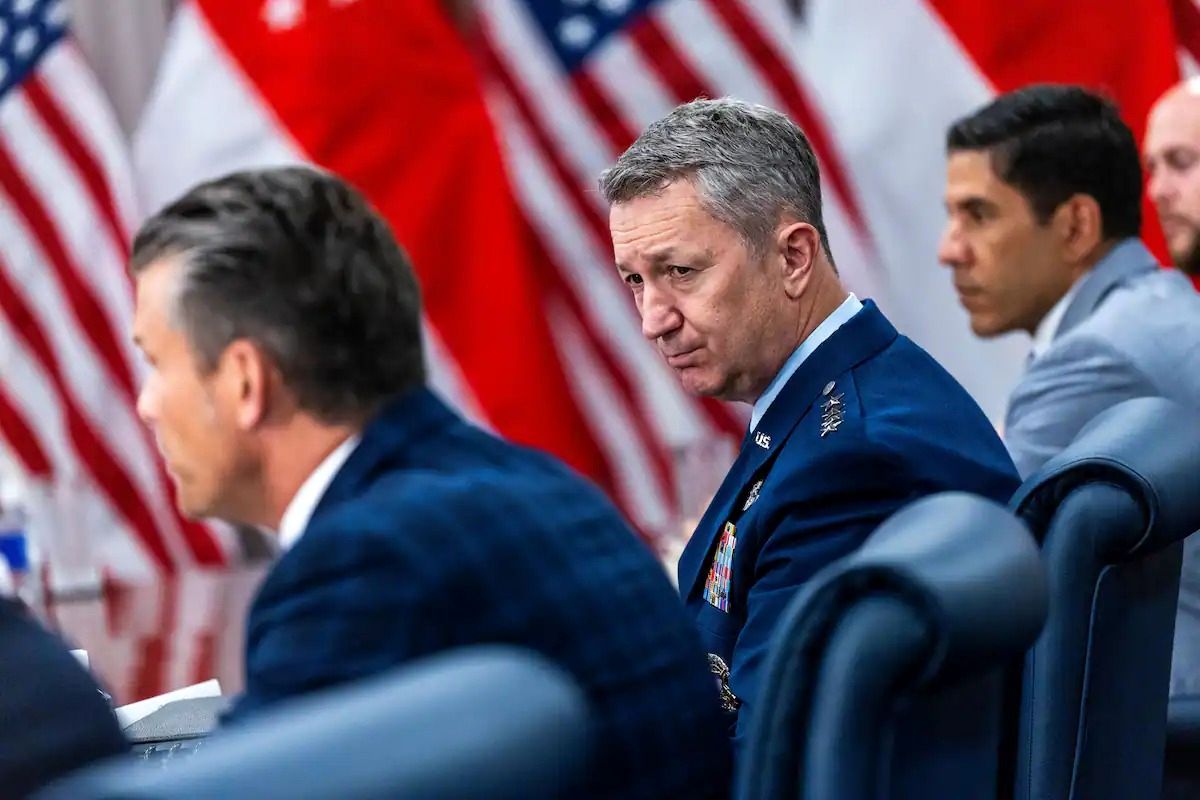 شکاف در پنتاگون؛ چرا ژنرالها با استراتژی نظامی جدید ترامپ مخالفاند؟