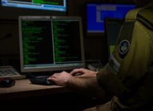 افشاگری بزرگ هاآرتص؛ کارزار آنلاین اسرائیلی در جنگ با ایران دعوت به آشوب و احیای سلطنت می‌کرد