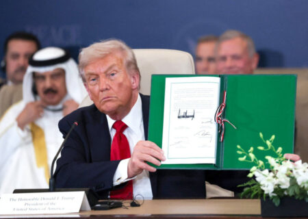 ترامپ؛ جشن صلح و آرزوی نوبل