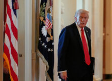 محبوبیت ترامپ در میان آمریکاییها کاهش یافت