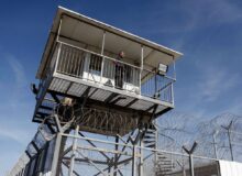 افشای دخمه‌های مرگ؛ گاردین از شکنجه زیرزمینی فلسطینی‌ها در زندان اسرائیلی پرده برداشت