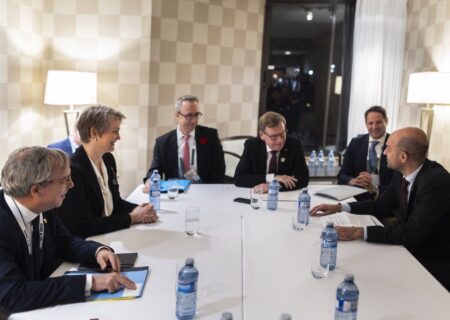 تروییکای اروپایی در توهم نقش