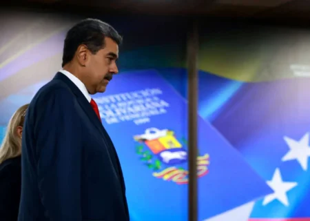 روایت نیویورک‌تایمز از ارزیابی مقام‌های آمریکایی از احتمال سقوط مادورو / ونزوئلا در آشوب فرو خواهد رفت