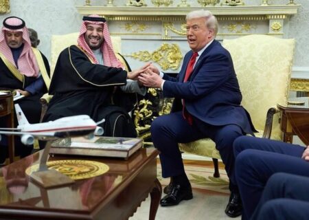 هاآرتص: اسرائیل در دوره ترامپ قادر به رقابت با نفوذ پول‌های خلیج فارس نیست