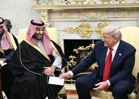 الاخبار: ترامپ مأموریت میانجی گری با ایران را به بن سلمان سپرده است
