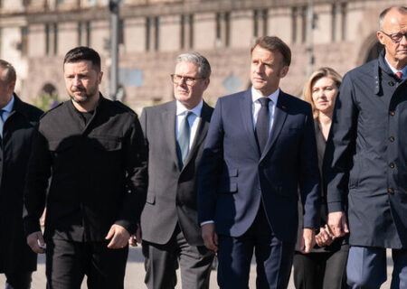 گاردین: اتحادیه اروپا در طرح صلح ترامپ برای اوکراین کارشکنی می‌کند