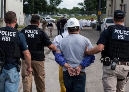 آمریکا پذیرش مهاجران از ۱۹ کشور را متوقف کرد