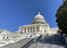 تلاش تازه سناتورهای آمریکایی برای جلوگیری از حمله بدون مجوز ترامپ به ونزوئلا