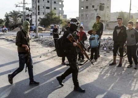 گاردین: پروژه تشکیل گروه‌های نظامی و چریکی محلی اسرائیل در غزه شکست خورد