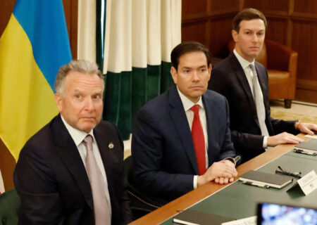 در حلقه تنگ معتمدان ترامپ چه می‌گذرد