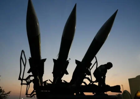 تلاش شبانه‌روزی برای شلیک همزمان 2000 موشک؛ سیگنال جدید واشنگتن به تهران و پکن از آب‌های آزاد