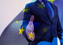 هیل: نخبگان اروپایی در ۱۰ سال گذشته در مورد مسائل مهم ژئوپلیتیکی اشتباه کردهاند