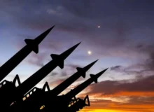 تردید در چتر هسته‌ای آمریکا، شمال اروپا را به فکر «گزینه هسته‌ای» انداخته است