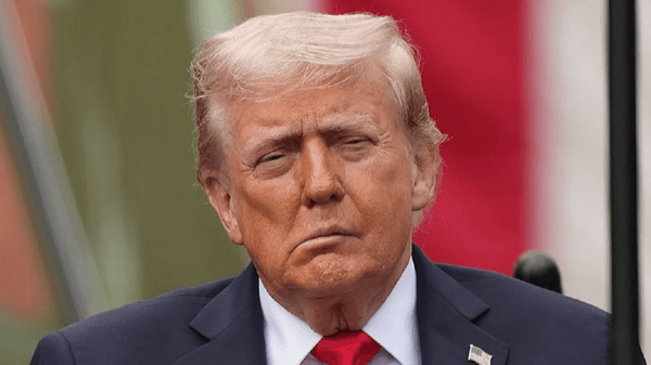 ترامپ: خودم را قانع کردم که به ایران حمله نکنم