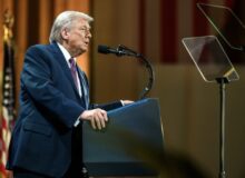 فایننشال‌تایمز: مطالبات ترامپ مانع اصلی توافق با ایران است