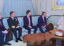 مشارکت فرمانده سنتکام در گفتوگوهای مسقط چه معنایی دارد؟