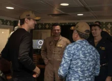 بازدید ویتکاف و کوشنر از ناو آبراهام لینکلن به ایران اطلاع داده شده بود