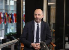 رابرت مالی: ایران بدون تضمیندهی آمریکا انگیزهای برای مصالحه هدفمند ندارد