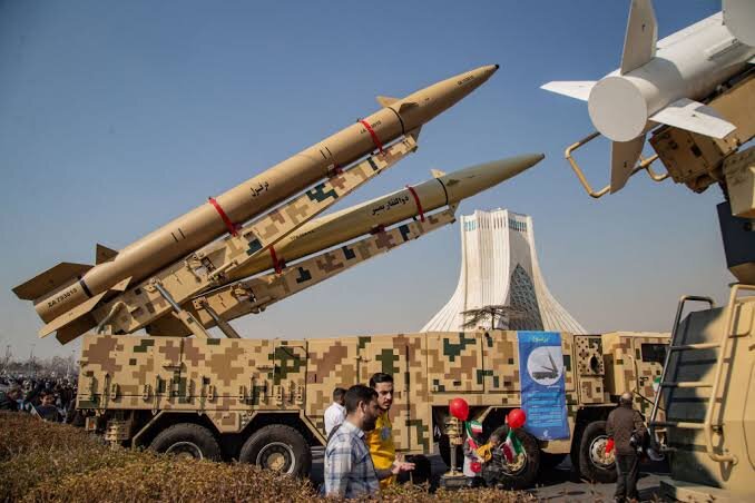 فایننشال تایمز: توان موشکی ایران میتواند هر ارتش مدرنی را از کار بیندازد