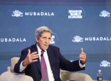 جان کری: ایران تسلیم نخواهد شد و رهبران جدید آن حتی مصمم‌تر از اسلاف خود در مقاومت هستند