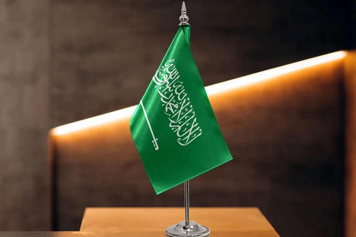 معمای سکوت عربستان در جنگ/ چرا سعودیها نظارهگر بحران کنونی خاورمیانه هستند؟