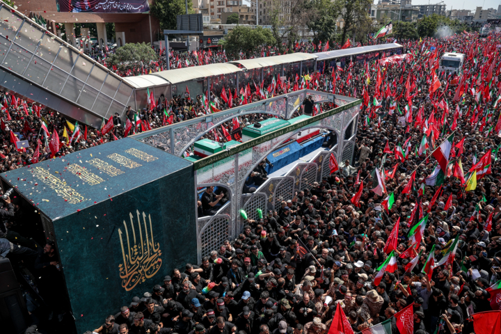 الاخبار: تشییع میلیونی رهبر شهید ثابت کرد جایگاه جمهوری اسلامی همچنان در ایران محکم است