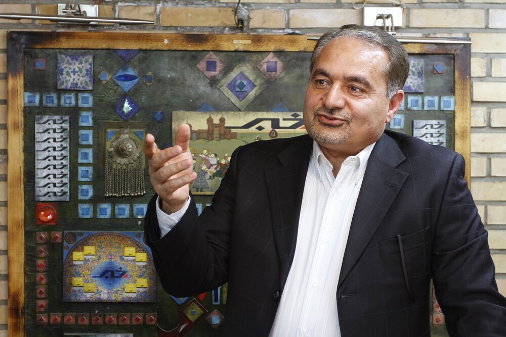 موسویان: بعید نیست که نام «میدان آرژانتین» در تهران را به نام «میدان اسپانیا» تغییر دهند