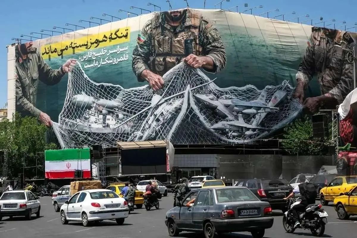 فارنپالیسی: رهبر انقلاب ساختار امنیتی ایران را برای جنگی طولانی بازآرایی میکند