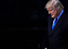 آکسیوس: ترامپ تنها مانده است