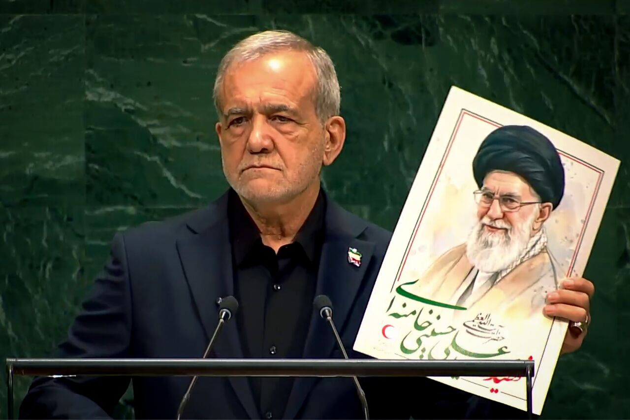 پزشکیان: برای دفاع از خود، از جنگ نمیترسیم و برای صلح، از مذاکره نمیگریزیم